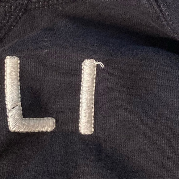 Hollister Sweatshirt - Picture 5 of 6